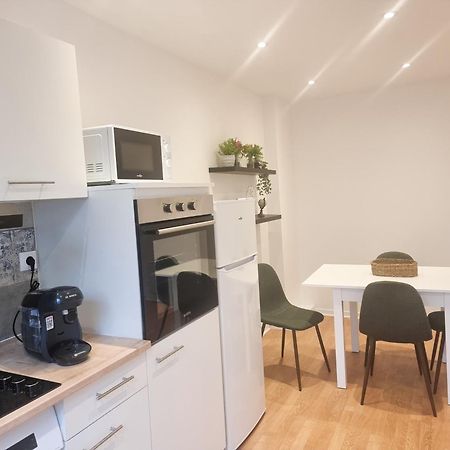 Exigehome - Appartement En Plein Centre-Ville Montigny-le-Bretonneux ภายนอก รูปภาพ